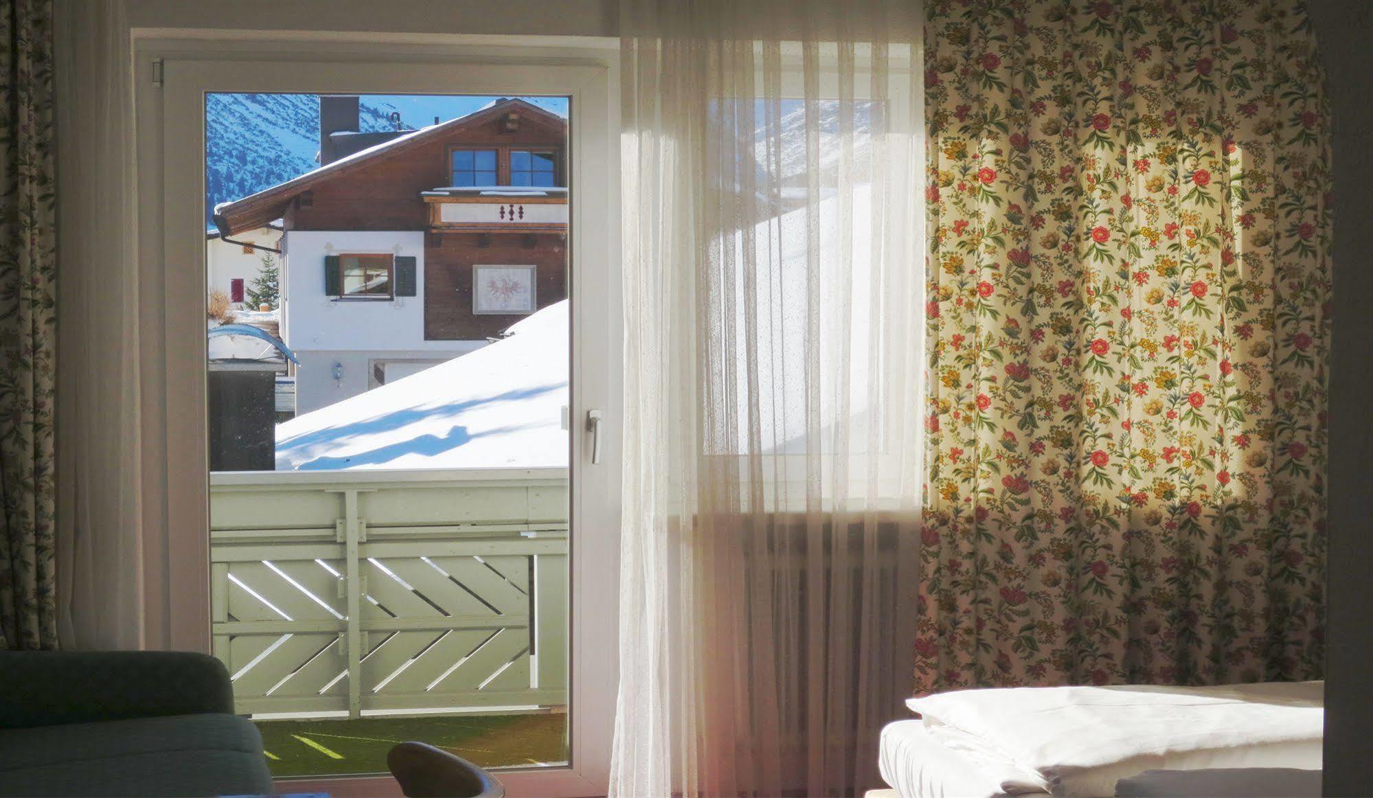 Pension Churlis Lech am Arlberg Εξωτερικό φωτογραφία
