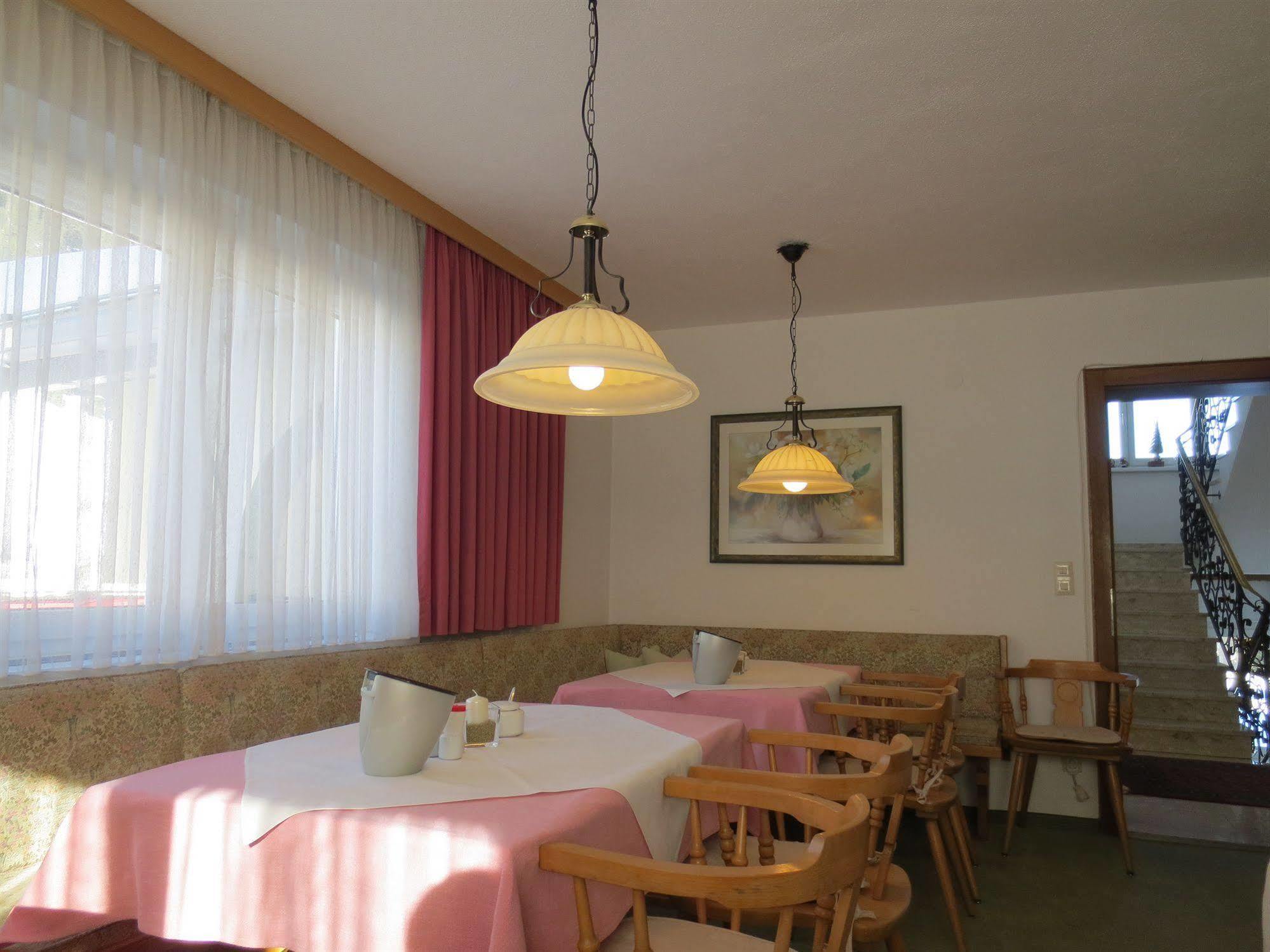 Pension Churlis Lech am Arlberg Εξωτερικό φωτογραφία